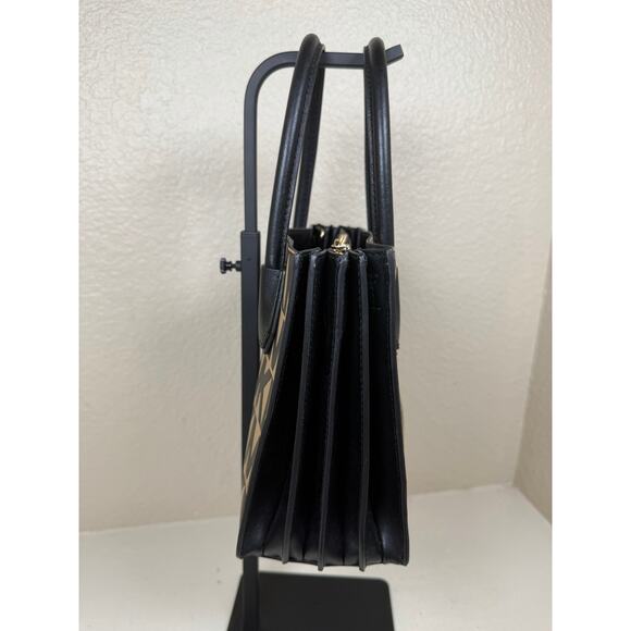 NWOT Michael Kors Mercer Medium Logo and Leather Accordion Crossbody Bag w/COA - Picture 3 of 10